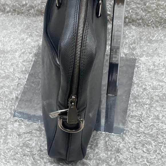 Louis Vuitton Taiga Porte-Documents Business MM - Picture 5 of 16